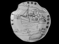 http://www.francesleeceramics.com/files/gimgs/th-7_scarborough_plate_franceslee_ceramics_harbour.jpg